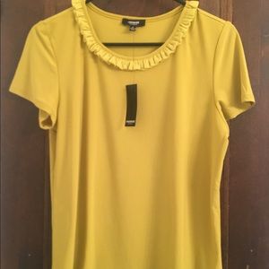 ✨NWT✨ PREMISE Ruffle Accent Top